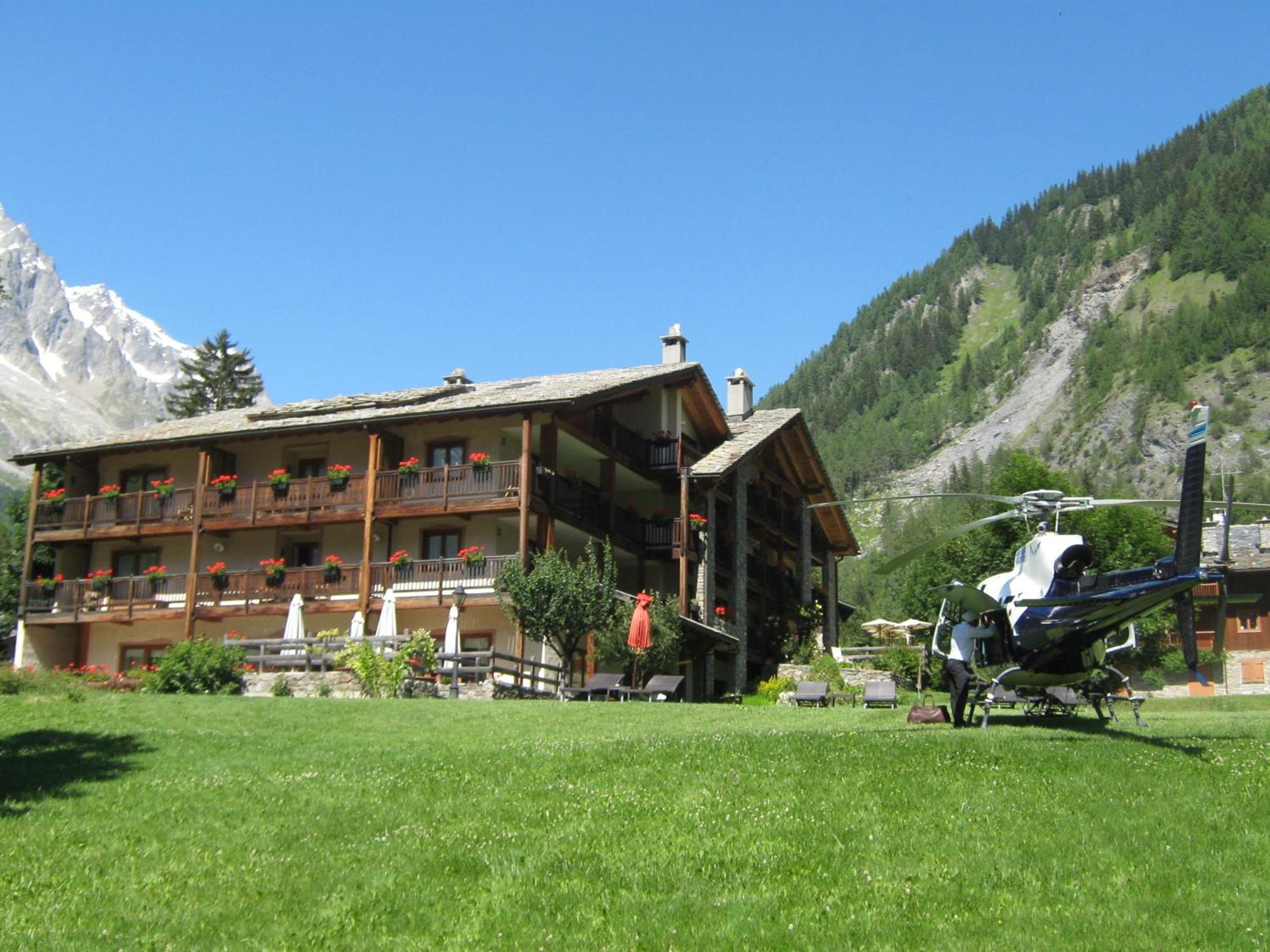 Auberge De La Maison Курмайор Екстер'єр фото