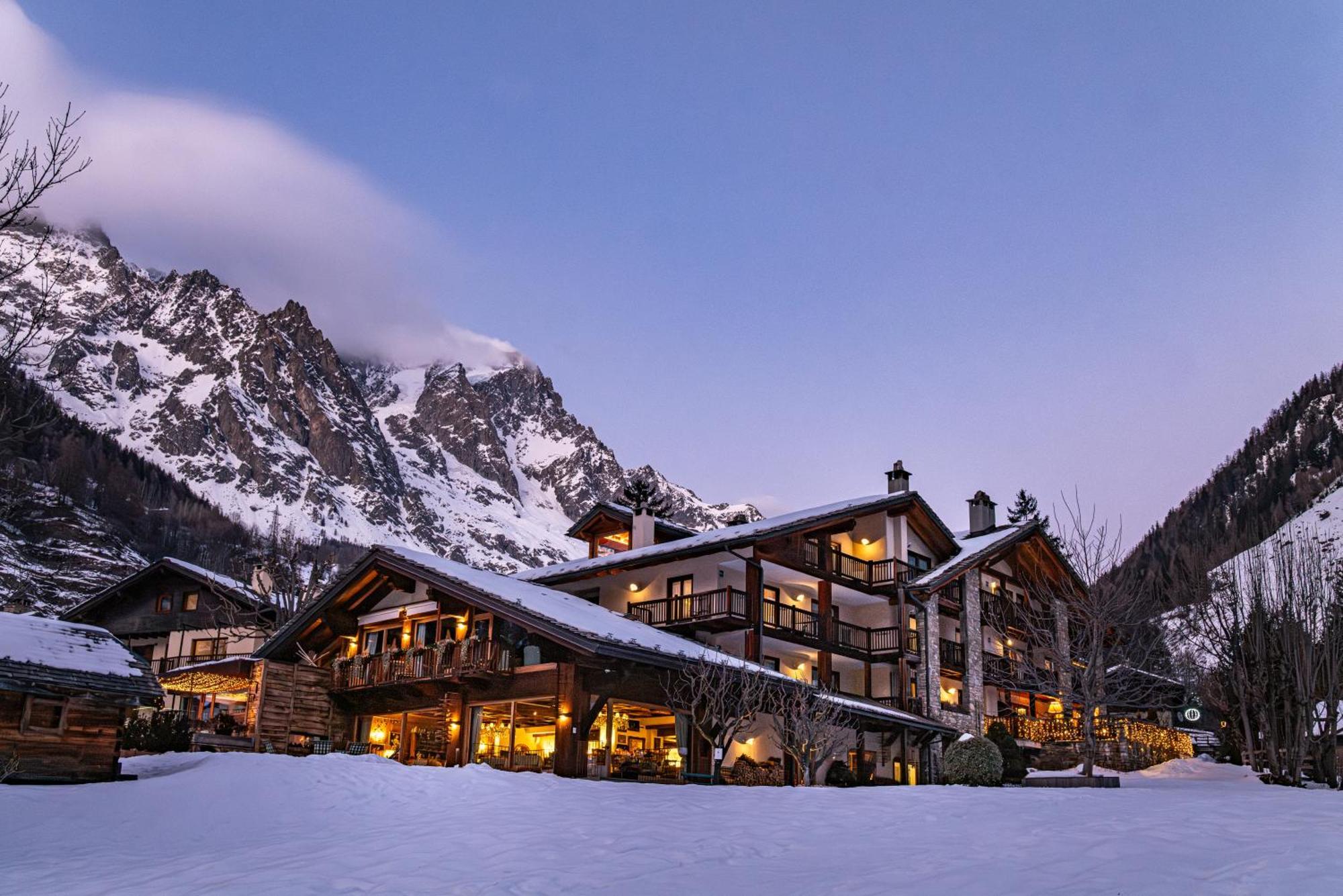 Auberge De La Maison Курмайор Екстер'єр фото
