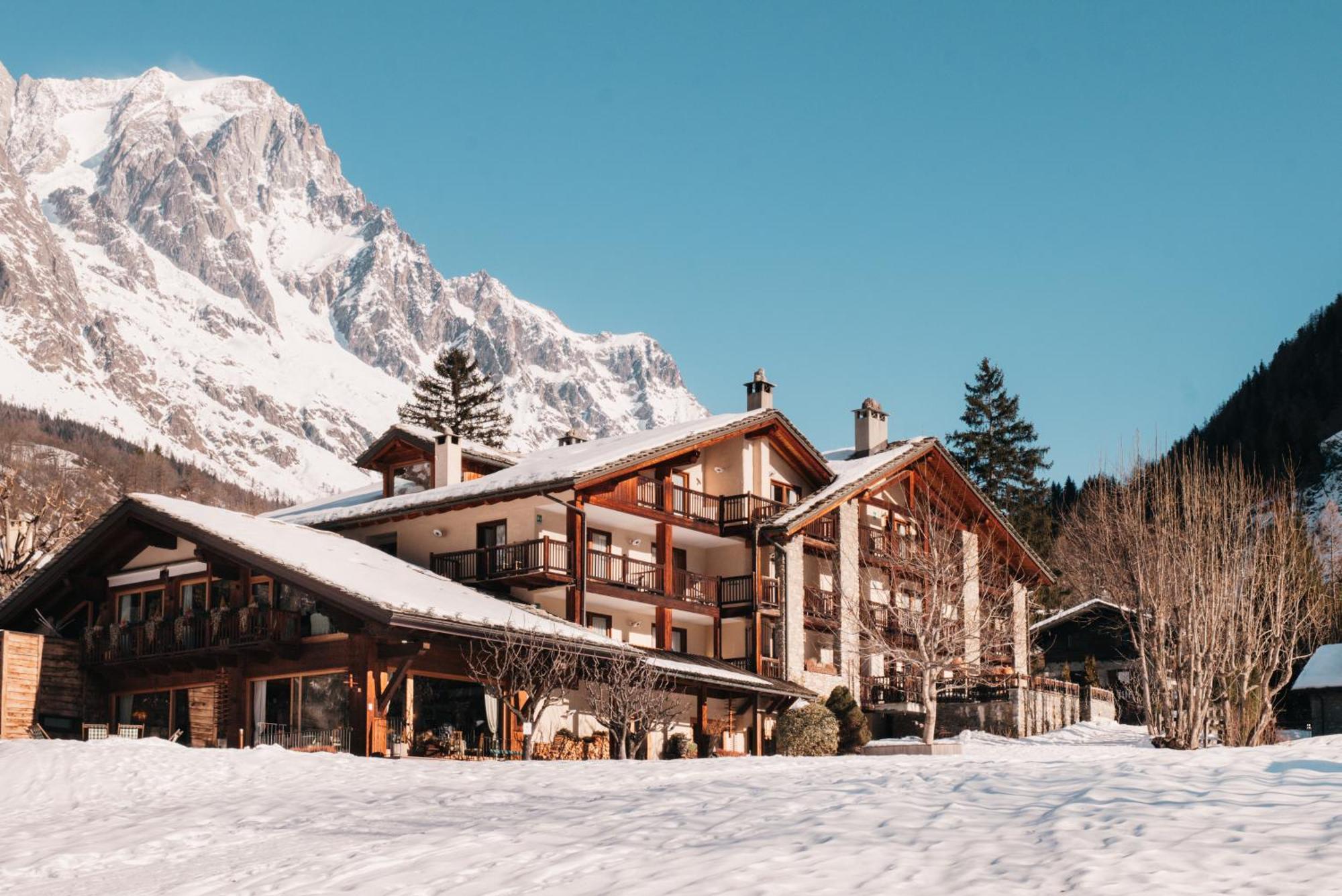 Auberge De La Maison Курмайор Екстер'єр фото