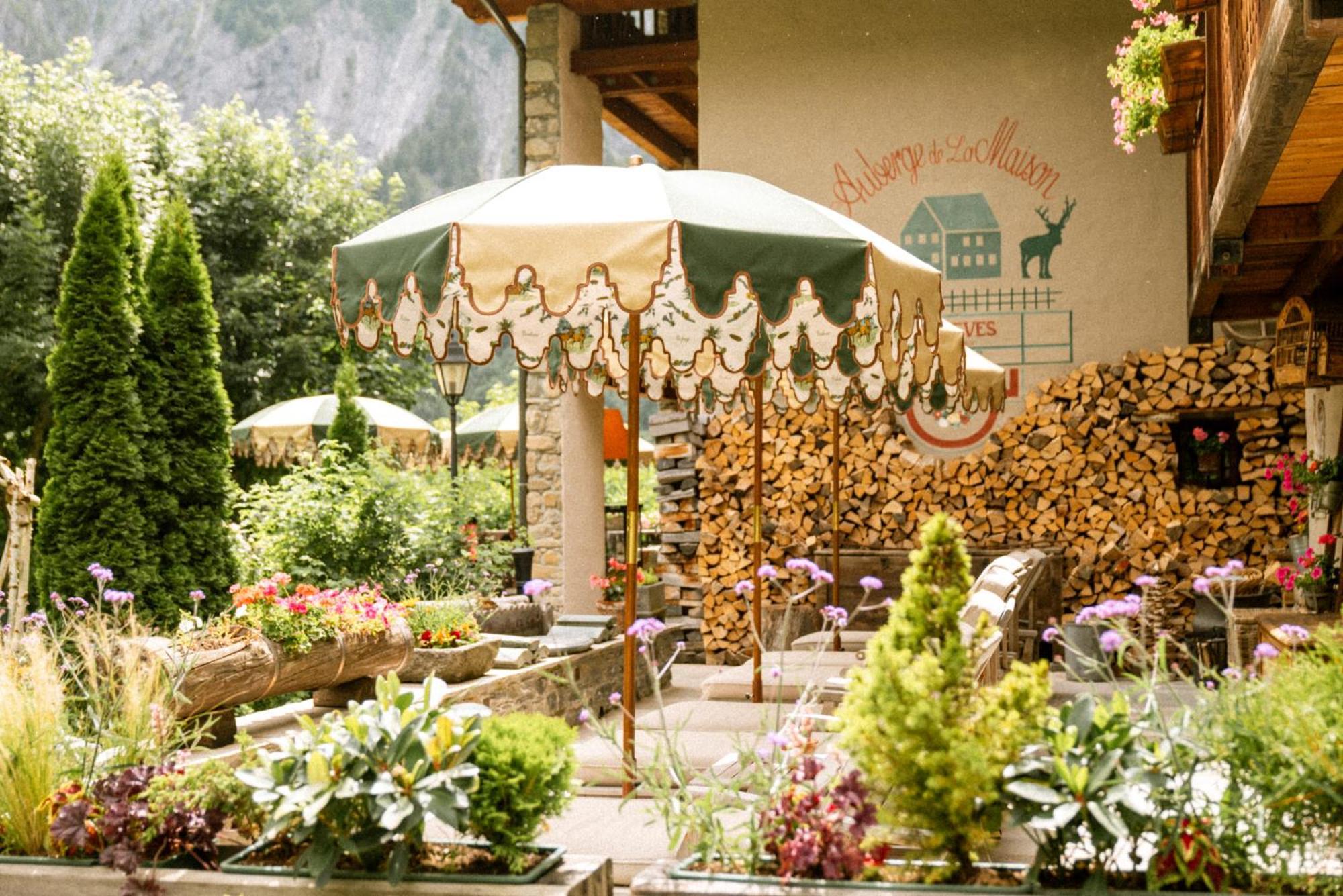 Auberge De La Maison Курмайор Екстер'єр фото